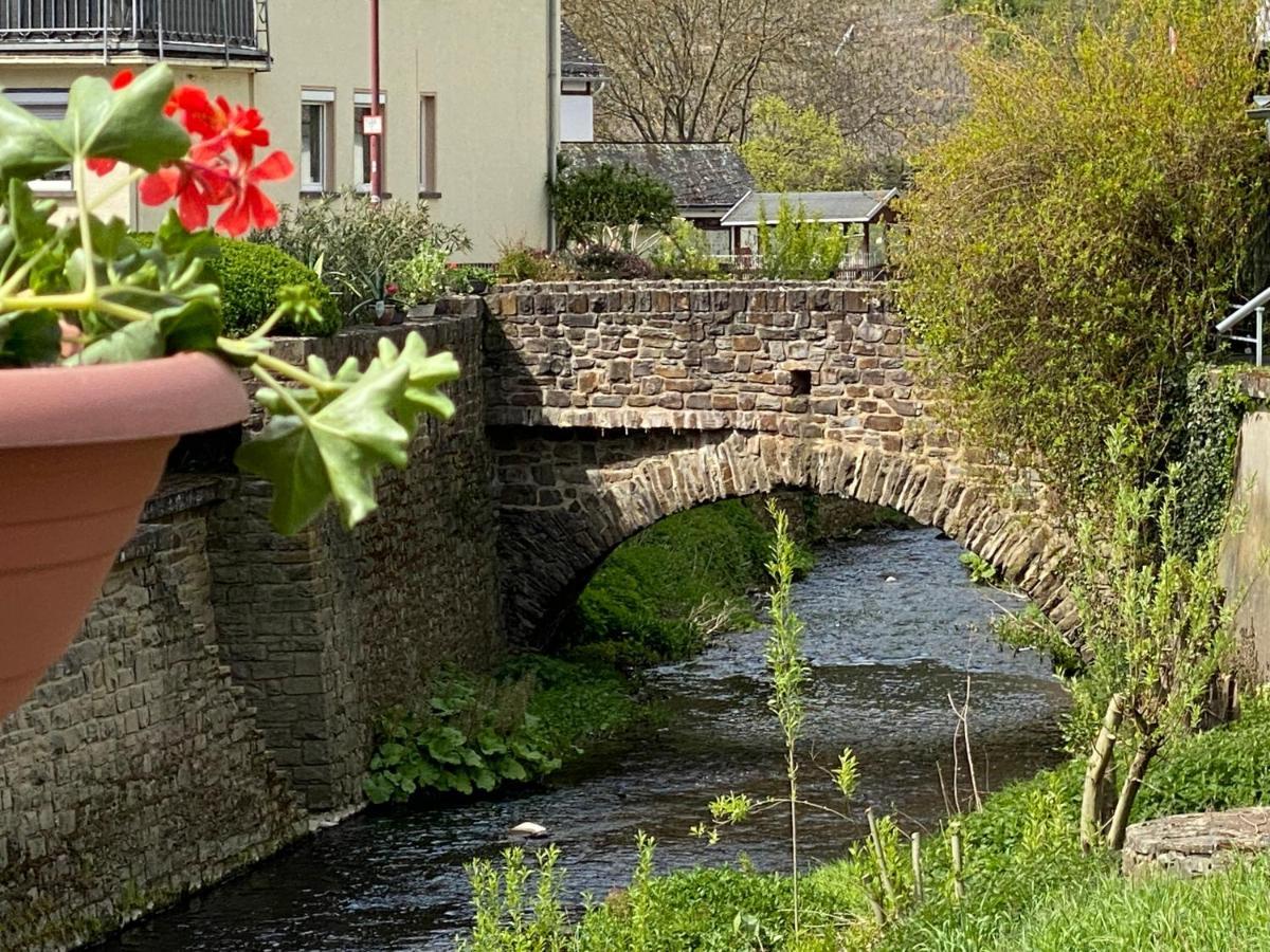 Ferienhaus Am Baybach In Burgen An Der Mosel Buitenkant foto